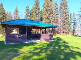 Covered picnic area at the Narrows Beach