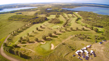 9 hole golf course 