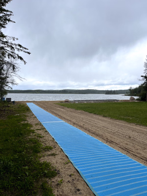 Accessible access to the beach.