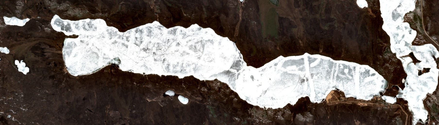 East Trout Lake - May 05 - May 21
