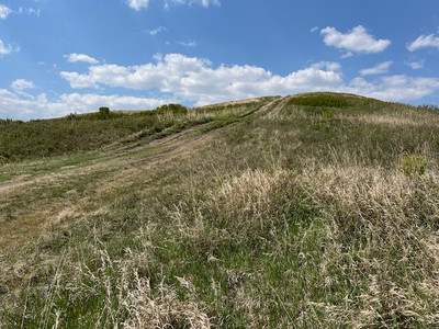 Steep trail down to launch