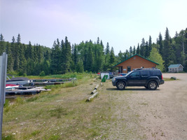 Parking and store at marina.