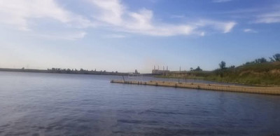 Fishing just off the side of the dock at Woodlawn Regional Park