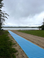 Accessible access to the beach.