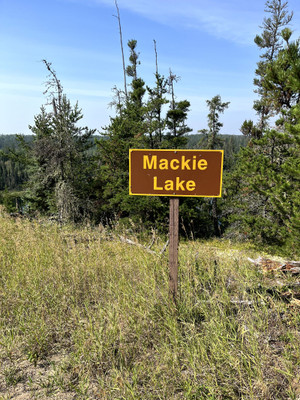 Mack Lake sign.