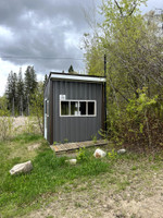 Fish cleaning shack at the boat launch