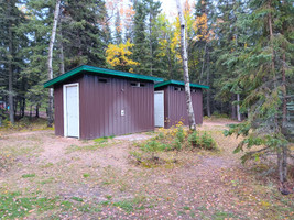 Washrooms near beach.