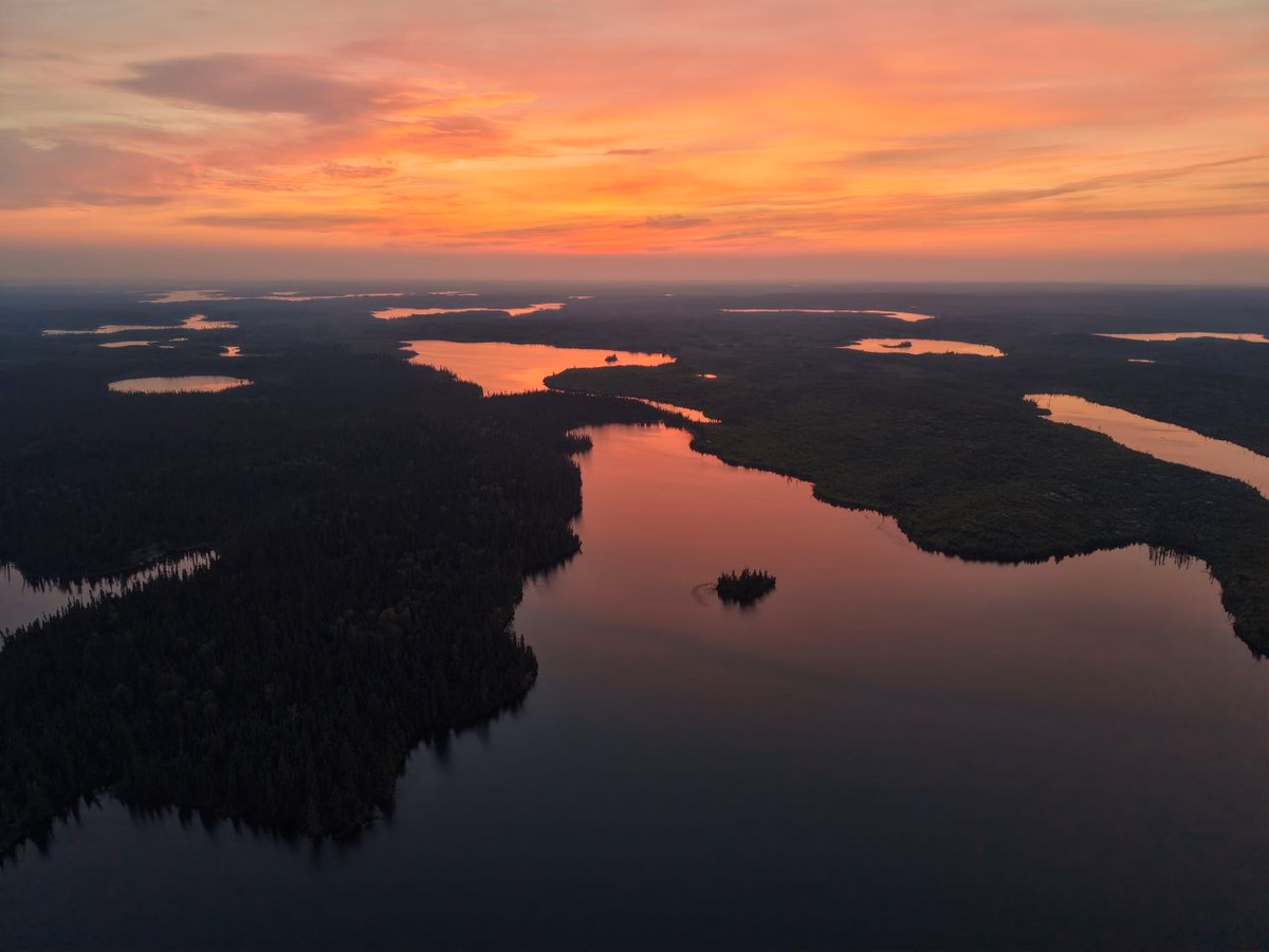 Waskwei Lake Northern Saskatchewan Northern Nights Outfitters.