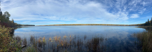 Panoramic view of the lake.